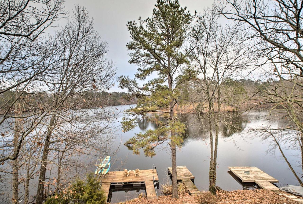 Renovated Lakefront Escape With Private Dock And Deck! Bella Vista Kültér fotó